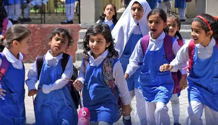وقت سے پہلےسکولوں میں موسم گرما کی تعطیلات کی تجویز،اہم خبرآگئی