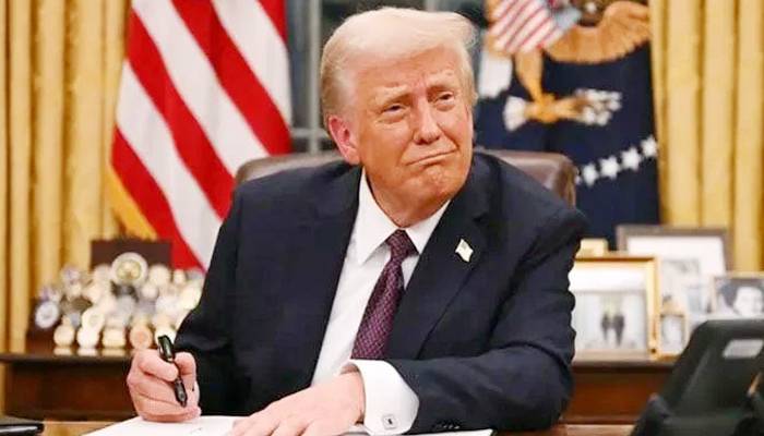 ٹرمپ کا بڑایوٹرن:الیکٹرانکس پر 145 فیصد چینی ٹیرف ختم