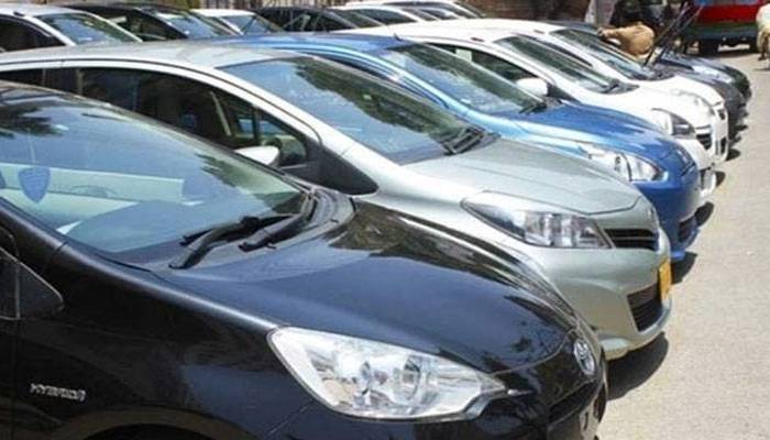 گاڑیوں کی ٹرانسفر فیس میں ہزاروں روپے اضافہ، الیکٹرک وہیکلز بھی شامل