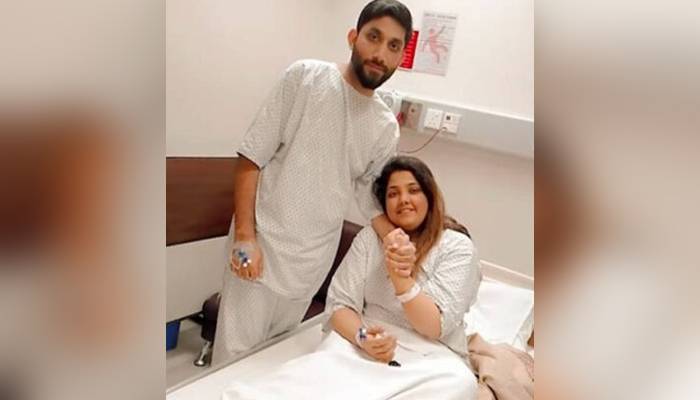 سچی محبت کی زندہ مثال،نوجوان نے اپنا جگر دیکر بیوی کی جان بچالی