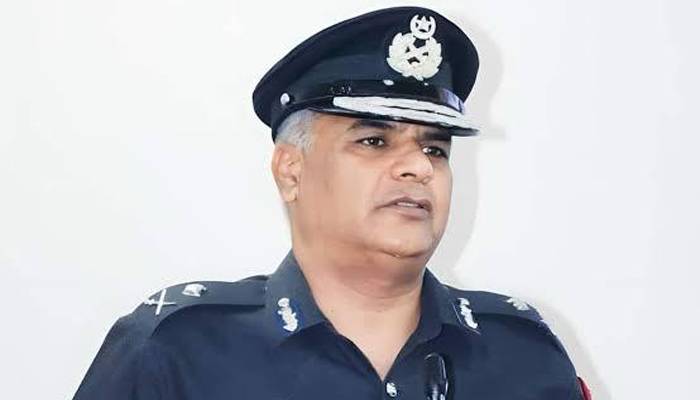 عمرہ ادائیگی کےبعدآئی جی جیل میاں فاروق نذیر نےدوبارہ ذمہ داری سنبھال لیں