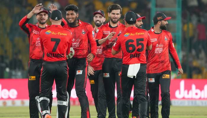 پی ایس ایل10: لاہور قلندرز نے کراچی کنگز کو 65 رنز سے شکست دیدی