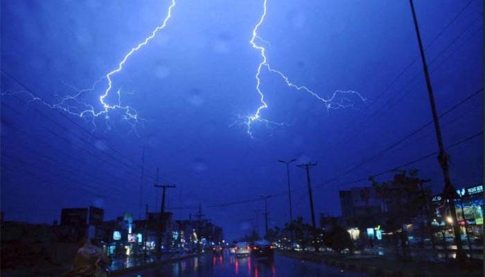 آسمانی بجلی گرنے سے درجنوں بکریاں ہلاک، دو افرادزخمی