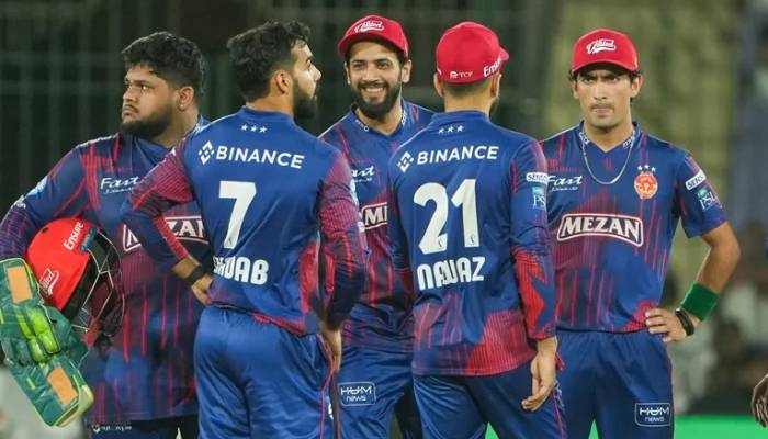 پی ایس ایل سیزن 10؛اسلام آباد یونائیٹڈ نے کراچی کنگز کو 6 وکٹوں سے شکست دیدی