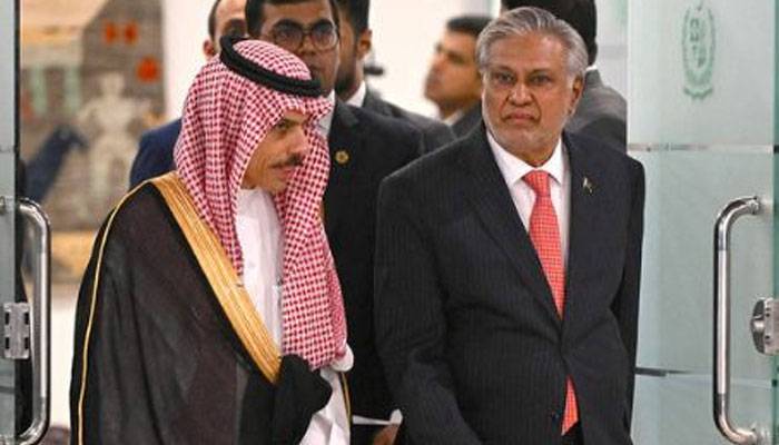 اسحاق ڈار سے سعودی وزیر خارجہ کا ٹیلی فونک رابطہ، علاقائی صورتحال پر تبادلہ خیال