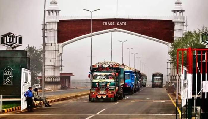 پاکستان کا تجارتی وار: افغان تجارت بند،بھارت کو 1ارب ڈالرسے زائد کا نقصان