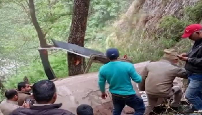  بھارتی ریاست اترا کھنڈ میں ہیلی کاپٹر گر کر تباہ ،4افراد ہلاک