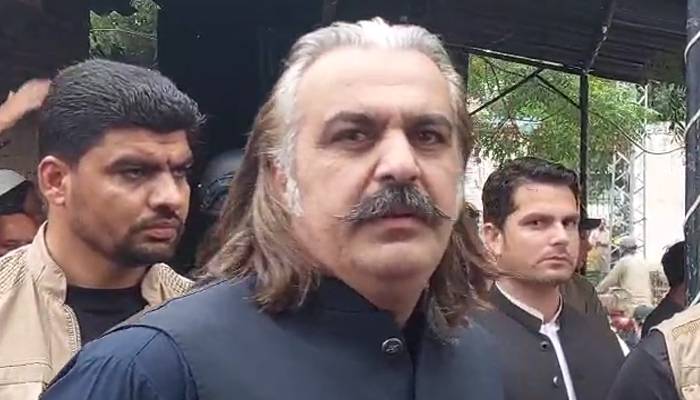 عمران خان سے ملاقات نہ کروانےپر گنڈاپورکاتوہین عدالت کی کارروائی کاعندیہ