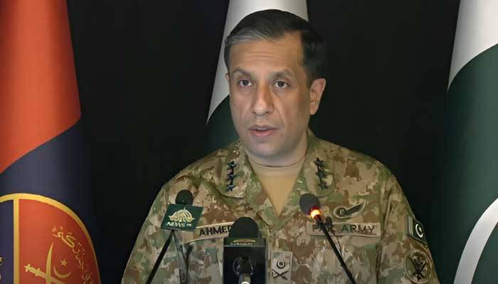 بھارت اپنے ہی شہروں پر 6 بیلسٹک میزائل گرا دیے، ترجمان پاک فوج