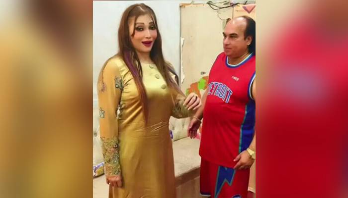 چاہت فتح علی خان کی نئی ویڈیو پر سوشل میڈیا میں طوفان