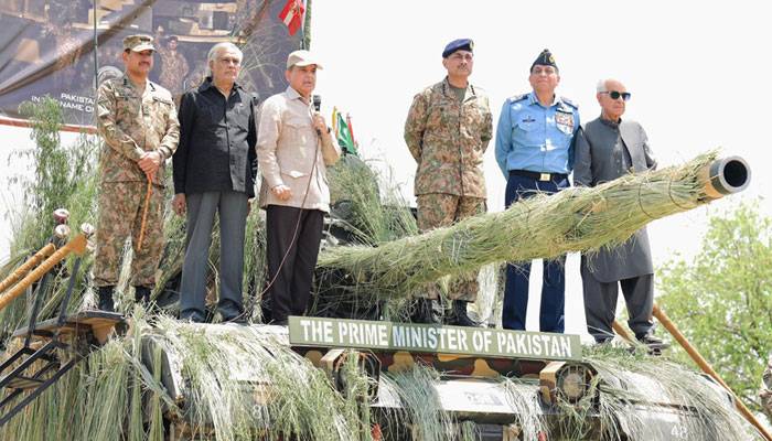مودی سندھ طاس معاہدے پر کبھی سوچنا بھی نہیں ، پانی ہماری ریڈ لائن ہے، وزیر اعظم 