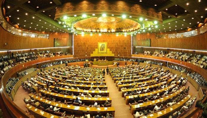 بجلی کی اوسط قیمت میں کمی، مگر عوام پر ٹیکسز کا بوجھ برقرار،پاورڈویژن کی رپورٹ