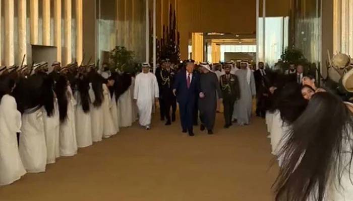 ٹرمپ کی UAE آمد پرخواتین کےمخصوص انداز میں رقص کو کیا کہاجاتا ہے؟