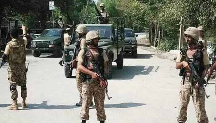خضدار: صمند چیک پوسٹ پر دہشت گردوں کا حملہ، لیویز کے 4 جوان شہید