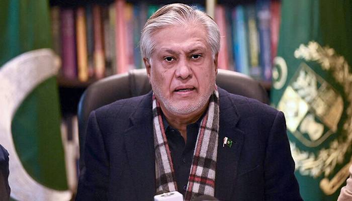 علاقائی کشیدگی کے پیشِ نظر اسحاق ڈار کی قیادت میں پاکستانی وفد کا اہم دورہ چین