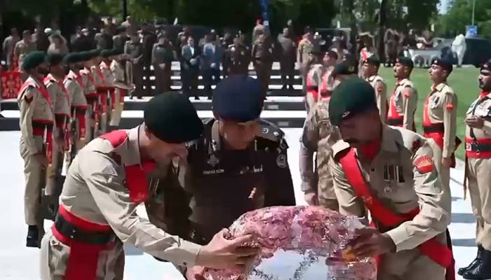 معرکہ بنیان مرصوص : پنجاب پولیس کا افواجِ پاکستان کے ساتھ بھرپور اظہارِ یکجہتی 