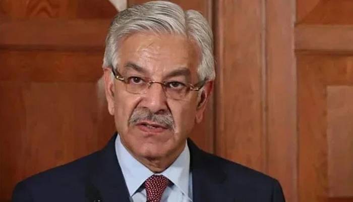 پی ٹی آئی حکومت کے خلاف تحریک عدم اعتماد نہ لائے: خواجہ آصف