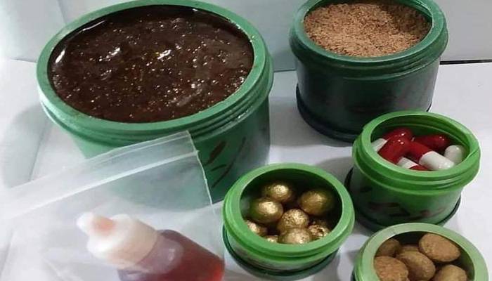 اولاد کی خواہش:شوہر نےحکیم کی دوا بیوی کوکھلادی،خاتون چل بسی