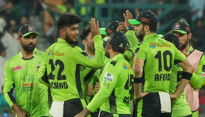 پی ایس ایل 10؛لاہور قلندرز، اسلام آباد یونائیٹڈ کو شکست دیکر فائنل میں پہنچ گئی