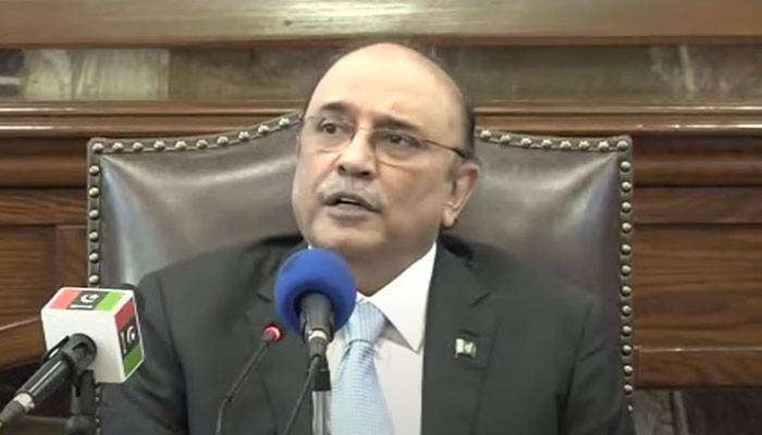 پاکستان کی تمام اکائیاں مضبوطی سے افواج پاکستان کے ساتھ کھڑی ہیں: صدر مملکت 