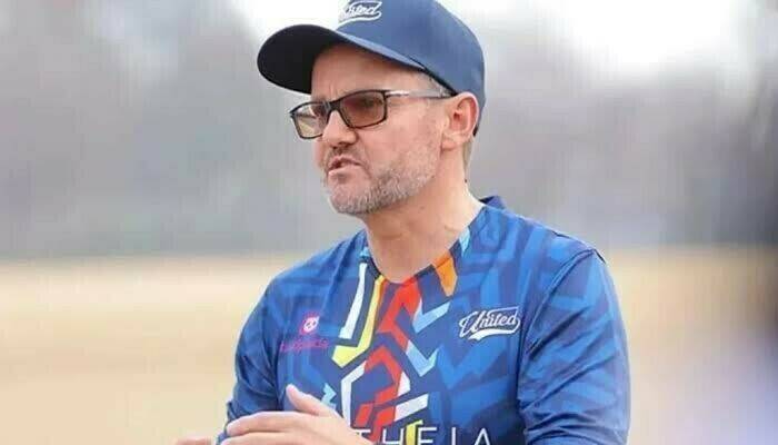 ہمیں صرف جارحانہ نہیں بلکہ اسمارٹ کرکٹ کھیلنی ہے: ہیڈ کوچ