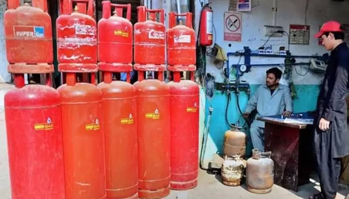 گھریلو صارفین کیلئے اچھی خبر، ایل پی جی کی قیمتوں میں کمی