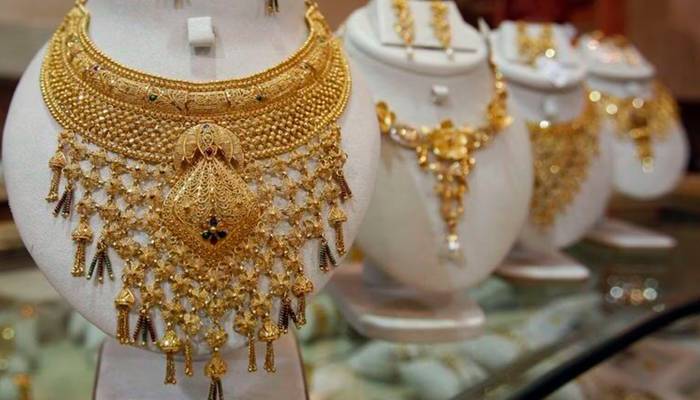 سونے کی فی تولہ قیمت میں 5 ہزار 9 سو روپے کا اضافہ