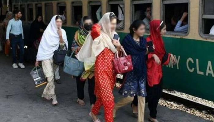 عید پر خوشخبری! پاکستان ریلوے کا کرایوں میں 20 فیصد رعایت کا اعلان 