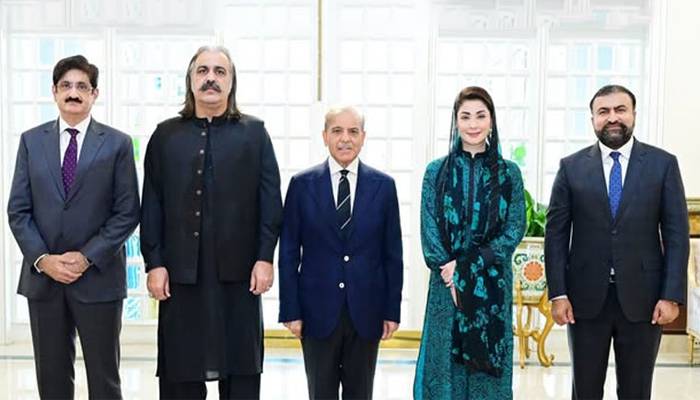 وزیراعظم کا چاروں وزرائے اعلیٰ کو فون، عیدالاضحیٰ کی مبارکباد