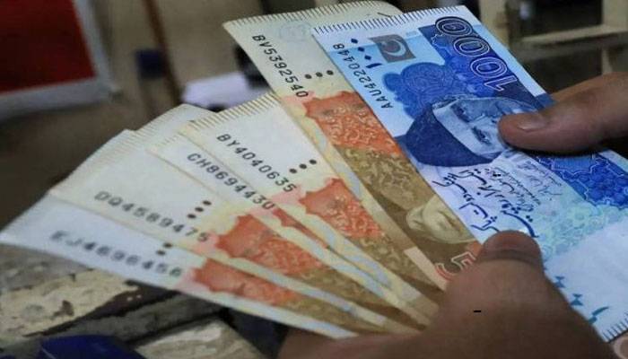 گریڈ1تا22وفاقی ملازمین کی تنخواہوں میں 10 فیصد،پنشن میں 7 فیصد اضافہ