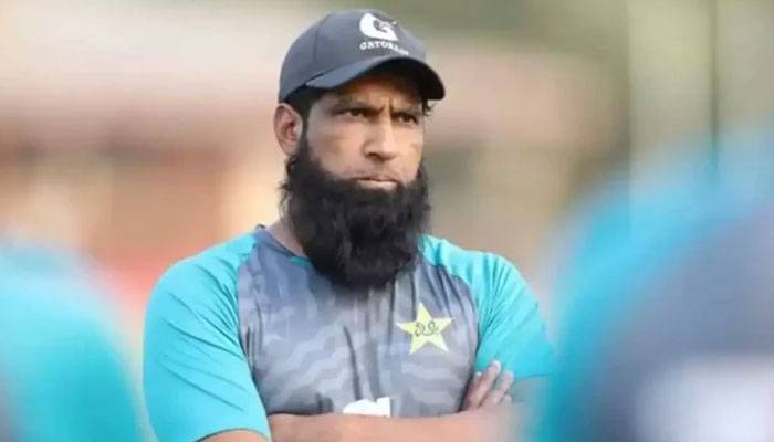 محمد یوسف  نے نیشنل کرکٹ اکیڈمی میں بیٹنگ کوچ کے عہدے سے استعفیٰ دے دیا