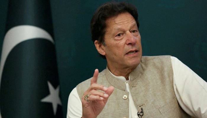 بانی پی ٹی آئی  نے احتجاجی تحریک کو دو ہفتوں کیلئے موخر کردیا
