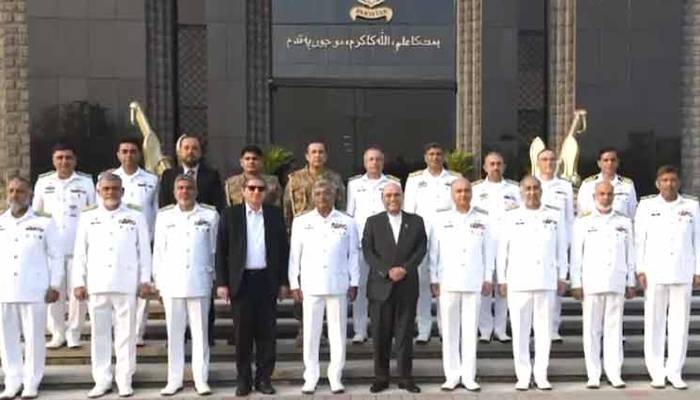صدر آصف زرداری کا نیول ہیڈکوارٹرز کا دورہ، 