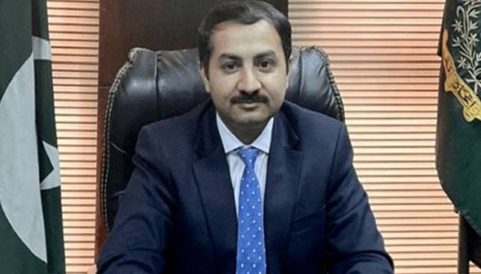 ڈپٹی کمشنر اسلام آباد عرفان میمن کے ناقابل ضمانت وارنٹ گرفتاری جاری