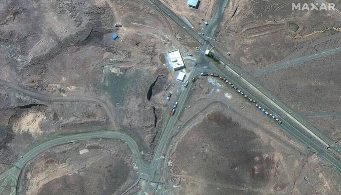  فردو ری ایکٹر حملے سے پہلے ٹرکوں کی غیر معمولی نقل و  حرکت کےسیٹلائٹ مناظر