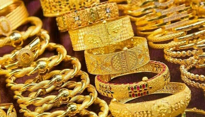 ملک میں سونے کی فی تولہ قیمت کم ہوگئی
