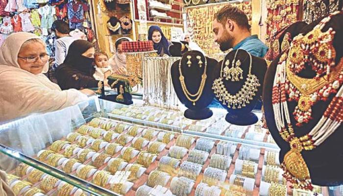 سونے کی فی تولہ قیمت میں ہزاروں روپے کی بڑی کمی