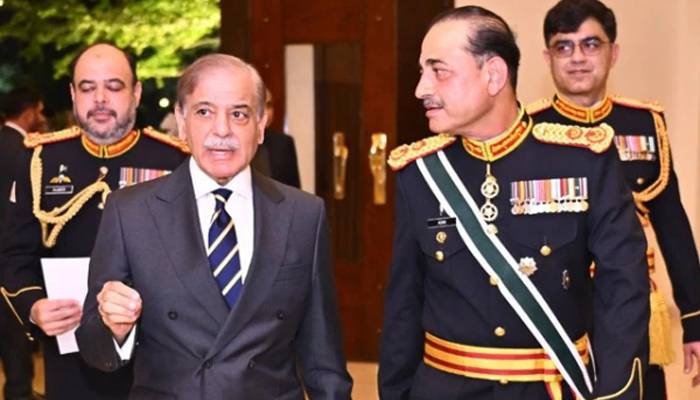 وفاقی کابینہ کا اسرائیل ایران کشیدگی میں کمی کیلئے کردار پر فیلڈ مارشل کو خراج تحسین