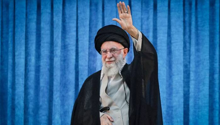  ایران کبھی نہیں جھکے گا، آیت اللہ خامنہ ای کا جنگ میں فتح کا اعلان 