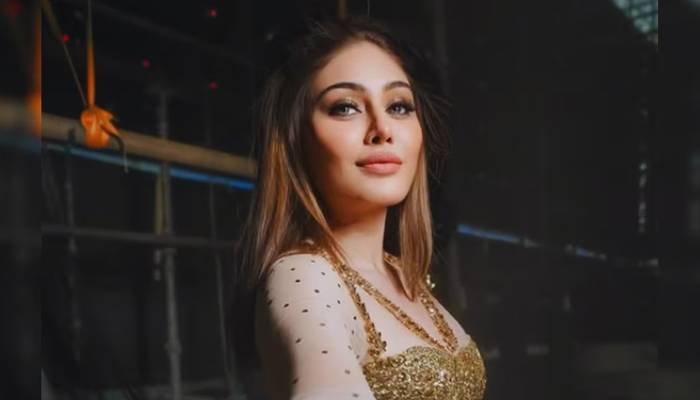 ''کانٹالگا''گرل شیفالی جری والا42 سال کی عمر میں چل بسیں