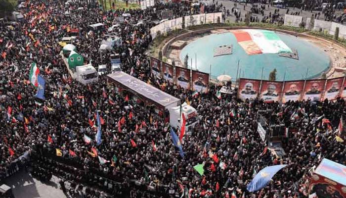 تہران:اسرائیلی حملوں میں شہید60عسکری،جوہری شخصیات،بچوں کی نمازجنازہ ادا