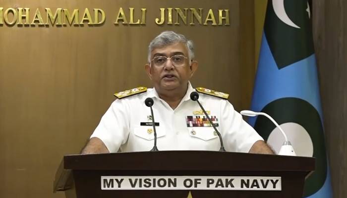  جدید جنگ میں فتح کیلئے آپریشنل تیاری بنیادی ستون ہے: نیول چیف 