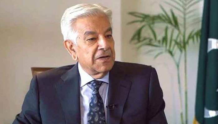 شہباز شریف کی قیادت میں ہائبرڈ سسٹم کامیاب ہورہا ہے، وزیر دفاع خواجہ آصف
