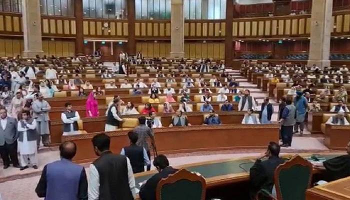 پنجاب میں وزراء، اسپیکر و ڈپٹی اسپیکر کا لیو الاؤنس تنخواہ کے برابر کر دیا گیا