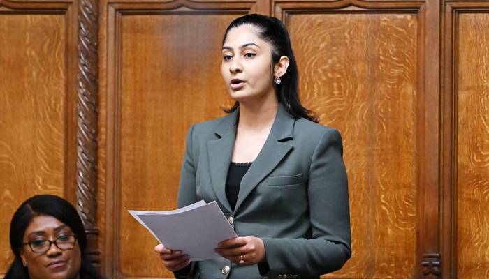 لیبر پارٹی کو بڑا دھچکا، پاکستانی نژاد رکنِ پارلیمنٹ مستعفی