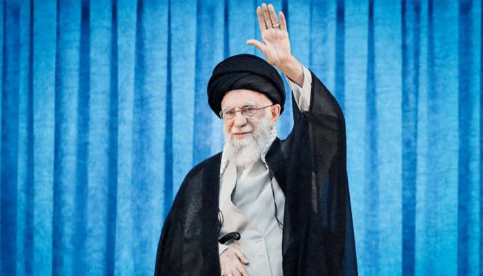 تمام قیاس آرائیاں ختم، ایران کے سپریم لیڈر جنگ کے بعد منظر عام پر آ گئے