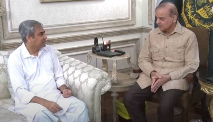 وزیراعظم اور وزیر داخلہ محسن نقوی کی اہم ملاقات 