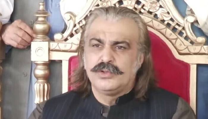آئیں بیٹھ کر بات کریں، ہم مذاکرات کیلئےتیار ہیں، گنڈاپور کا دو ٹوک پیغام