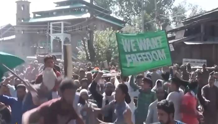 مودی سرکار کی کشمیریوں کی تاریخی و مذہبی شناخت مٹانے کی مذموم کوشش