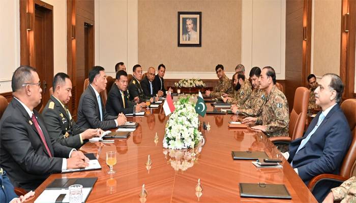 انڈونیشین وزیر دفاع کی فیلڈ مارشل عاصم منیر سے ملاقات،دو طرفہ دفاعی تعاون پرتبادلہ خیال